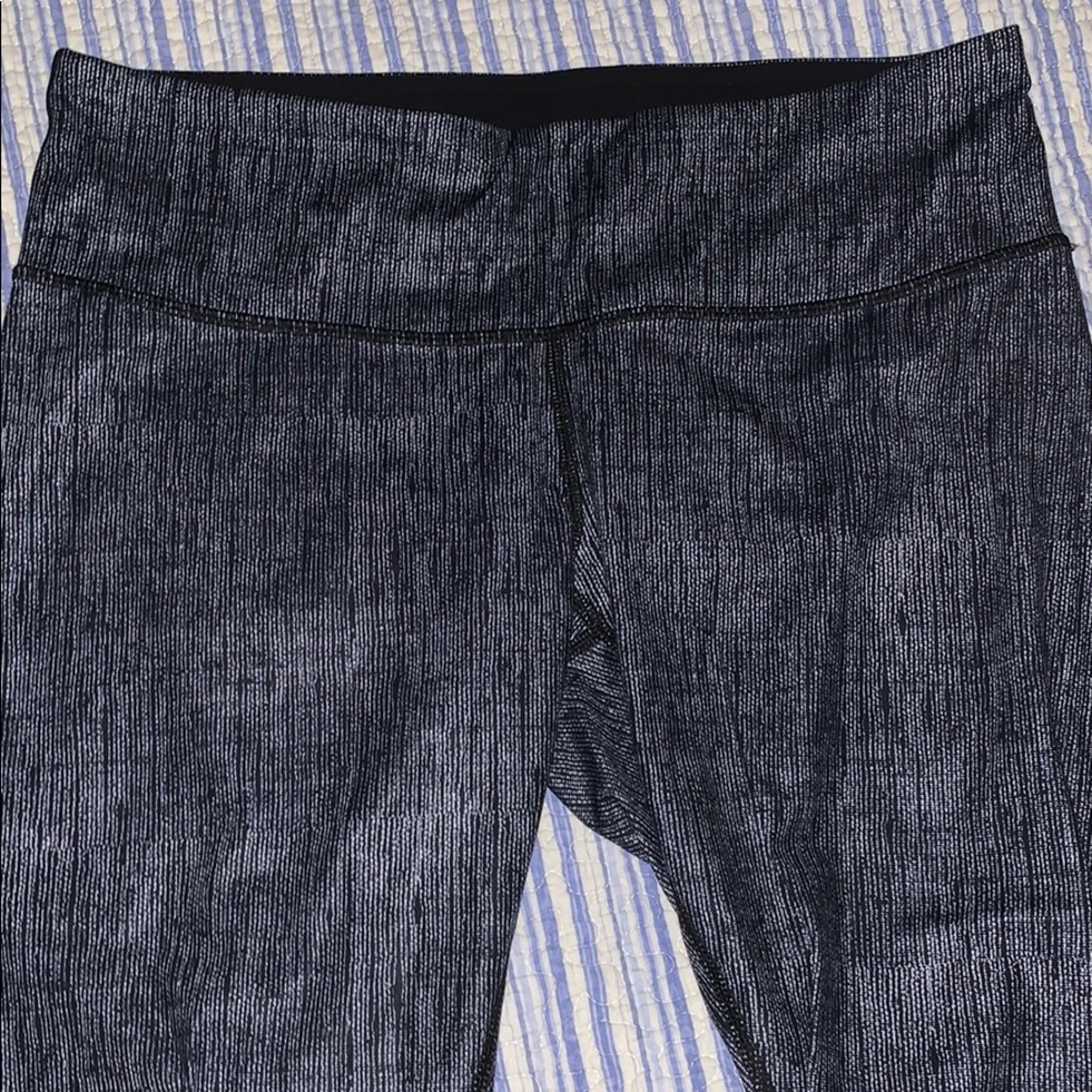 Cropped lulu lemon leggings